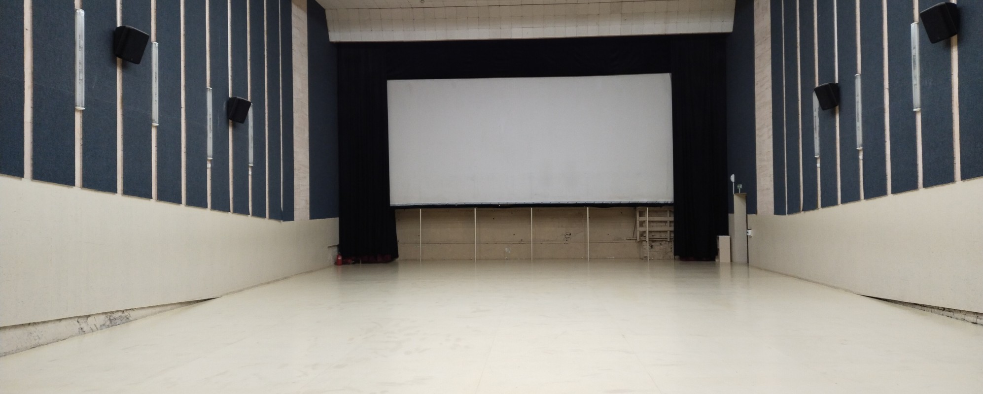 Фотографии концертного зала Малый зал Дворца культуры Прогресс