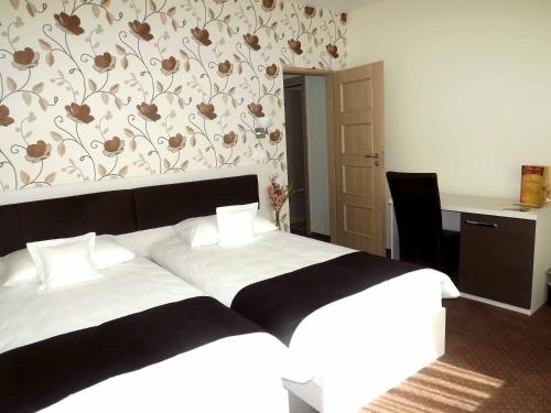 Фотография гостиницы West Plaza Residence