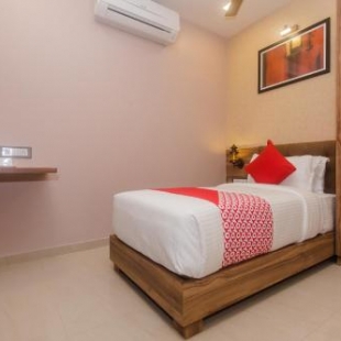 Фотография гостиницы OYO 18581 Hotel Blue Inn Residence