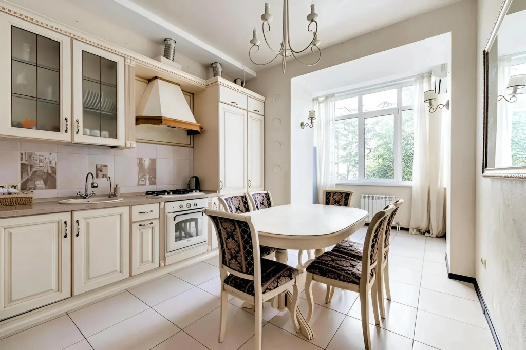 Фотография квартиры Квартира Двухкомнатная Классическая на Большой Красной 63