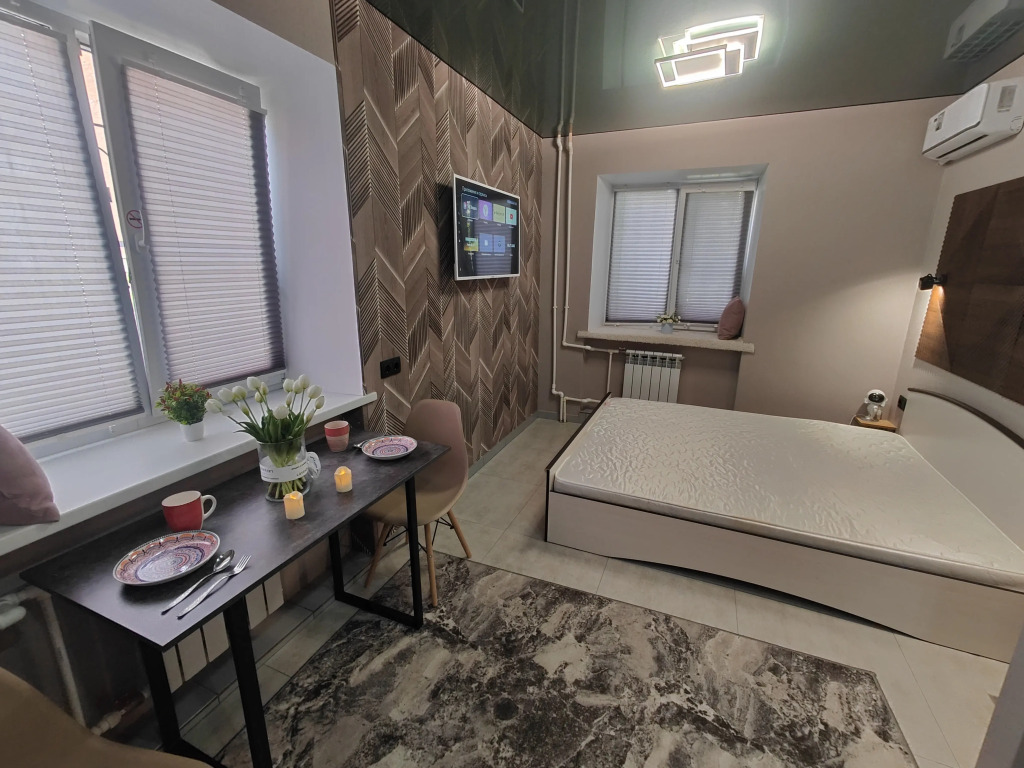 Фотография квартиры Апартаменты Потрясающая студия напротив терминала в центре Нефтяников