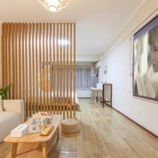 Фотография гостиницы [Roader] Wuhan Jiang'an District·Hong Kong Road