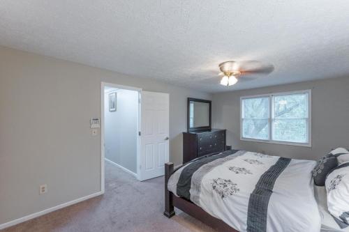 Фотография гостевого дома Exquisite Home Centrally Located