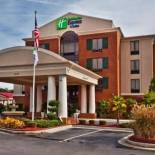 Фотография гостиницы Holiday Inn Express Hotel & Suites McDonough, an IHG Hotel