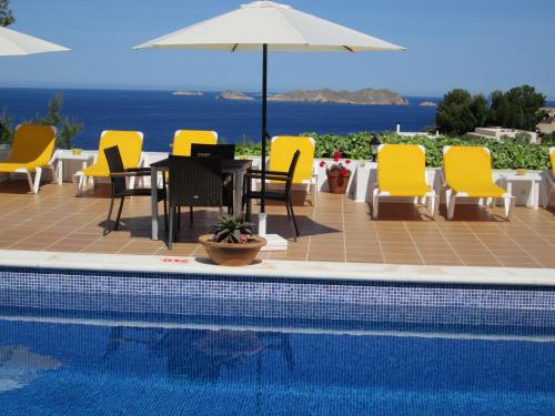 Фотография гостевого дома Hostal Cala Moli