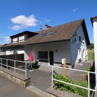 Фотография гостевого дома Holiday Home Eifelnatur - Haus 3-3