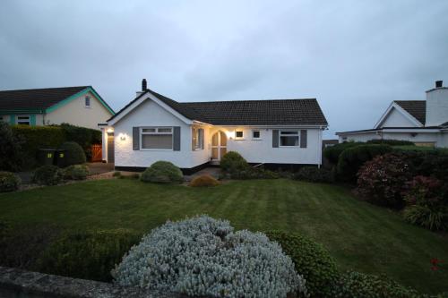 Фотография гостевого дома Bungalow33 Benllech