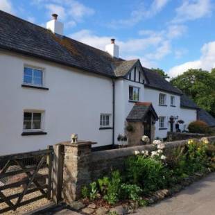 Фотографии мини отеля
The Old Mill