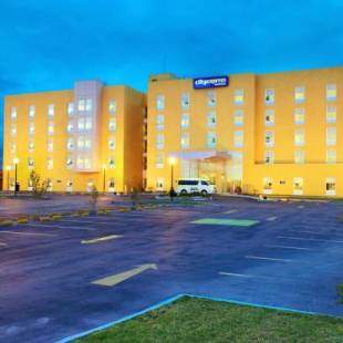 Фотографии гостиницы 
            City Express Tula