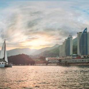 Фотографии гостиницы 
            Sono Calm Geoje