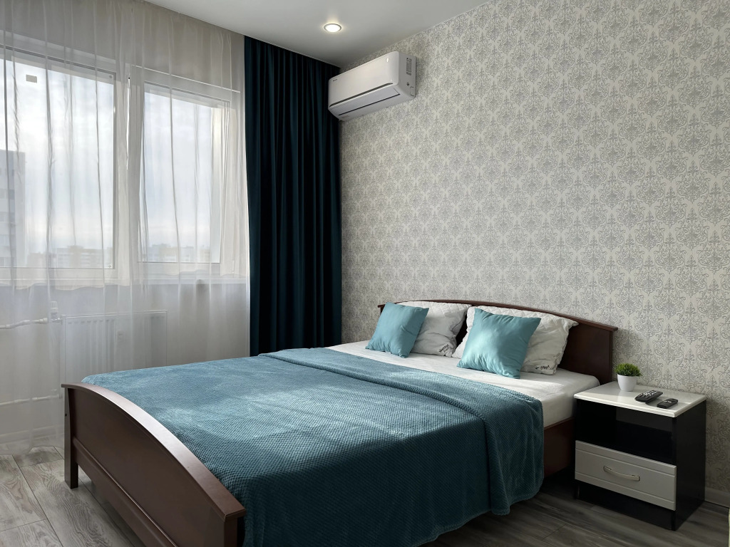 Фотография квартиры Апартаменты LikeHome на Дорофеева 7 у Города Еды