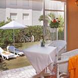 Фотография гостевого дома Casa adosada en Golf Platja de Pals