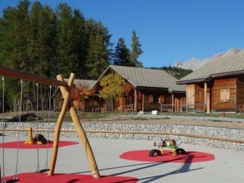 Фотография гостевого дома Chalet Le Dévoluy, 3 pièces, 6 personnes - FR-1-504-448