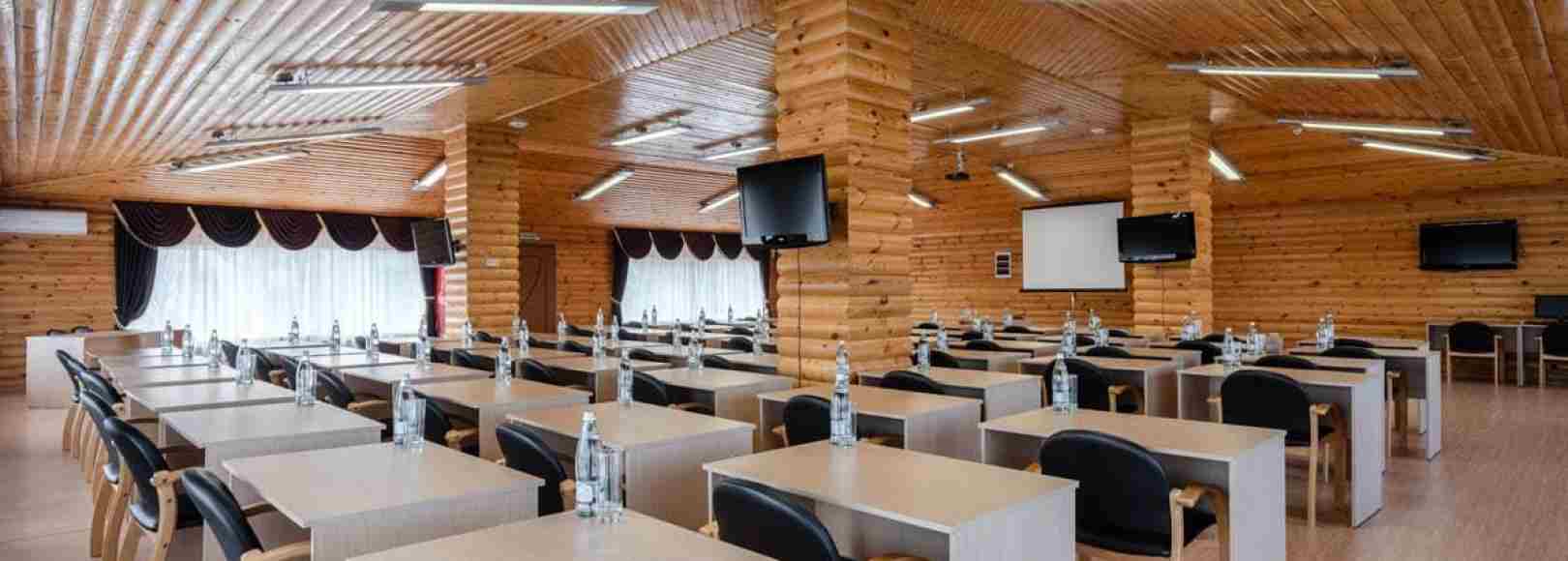 Фотография конференц-зала Семь Островов