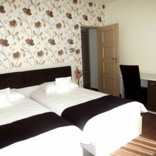 Фотографии гостиницы
West Plaza Residence