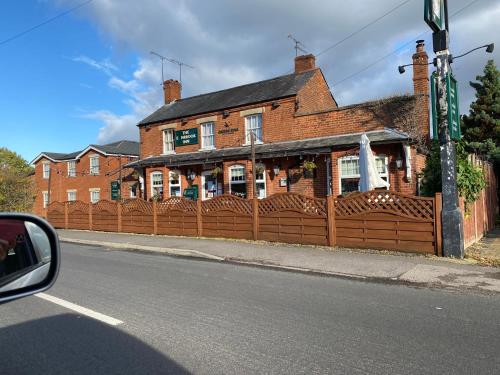 Фотография гостиницы The Emmbrook Inn Hotel