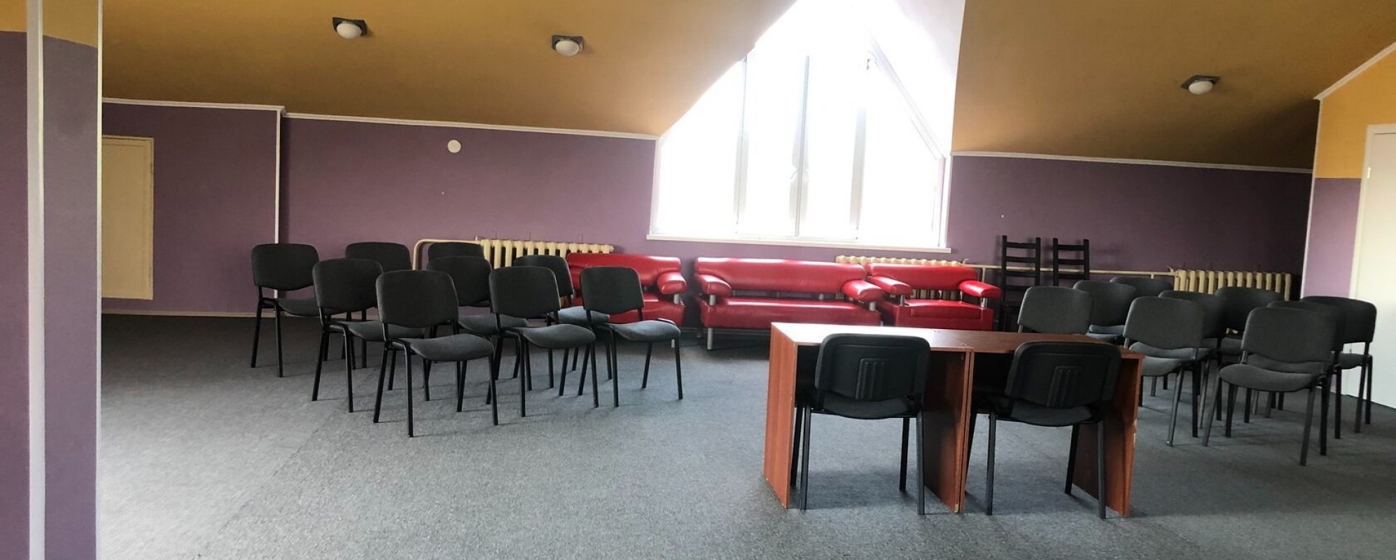 Фотографии конференц-зала Зал для групповых мероприятий