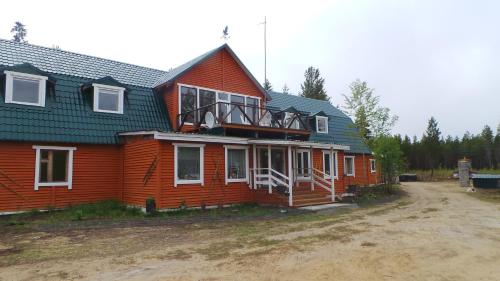 Фотографии базы отдыха 
            Песчаный берег