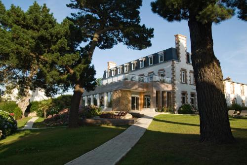 Фотография гостиницы Hôtel Les Costans, The Originals Relais (Relais du Silence)