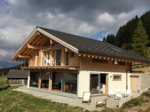 Фотография гостевого дома Alpine Dream Chalet with Spa close to Lake Geneva