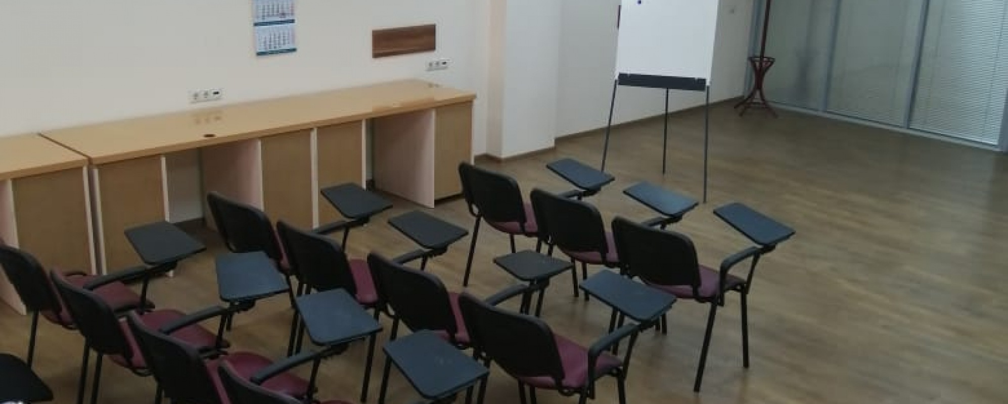 Фотографии конференц-зала Бизнес Центра КНГК-Групп