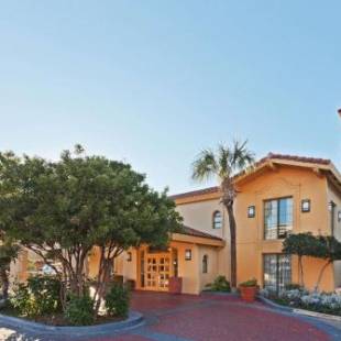 Фотографии гостиницы
La Quinta Inn by Wyndham San Antonio Market Square