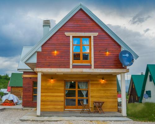 Фотографии гостевого дома
Chalet F&V Radosavović