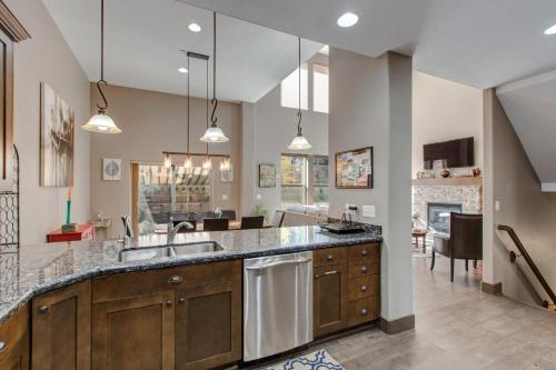 Фотография гостевого дома Benjamin Place at Jordanelle