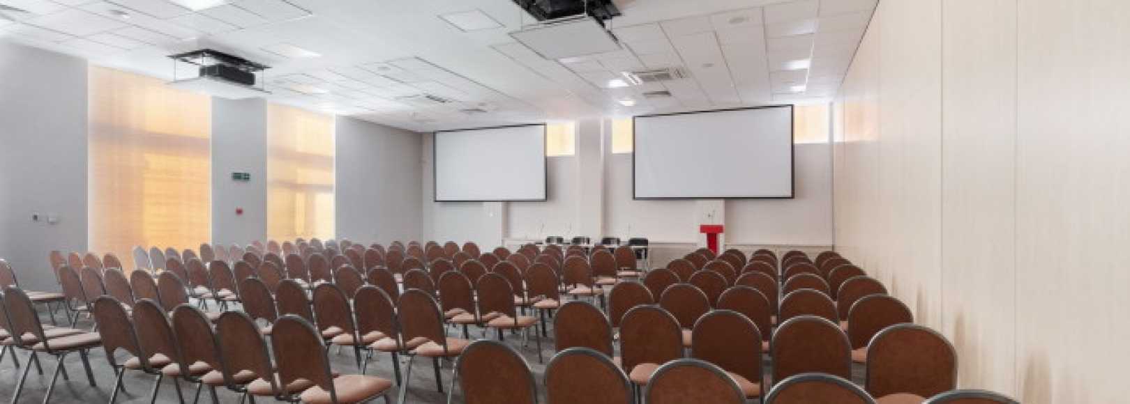 Фотография конференц-зала ПетроКонгресс Зал Санкт-Петербург А