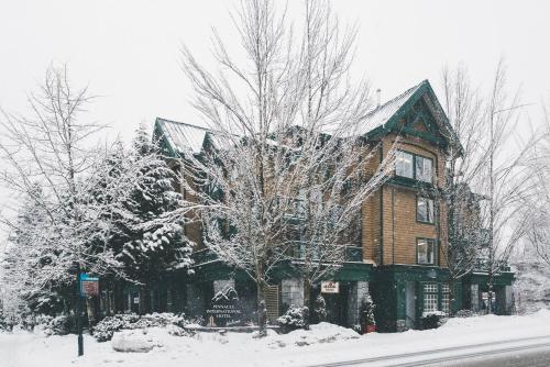 Фотография гостиницы Pinnacle Hotel Whistler