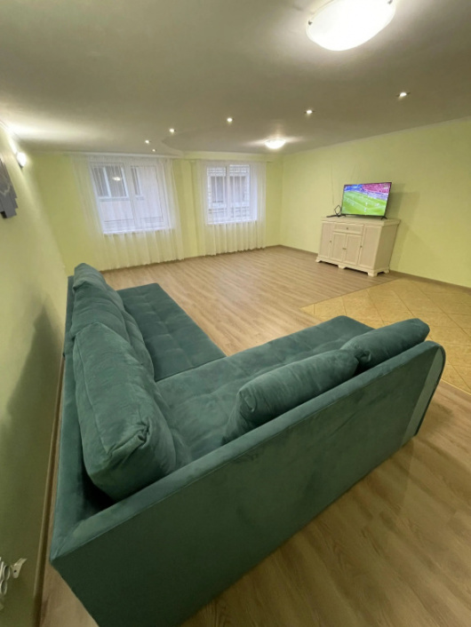 Фотографии Коттеджа 
            Таунхаус в Самом Центре Города