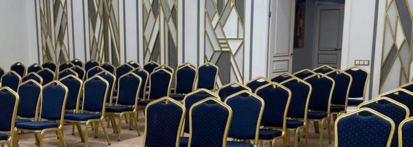 Фотография конференц-зала Белый зал