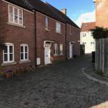 Фотография гостевого дома 2 Crown Barton