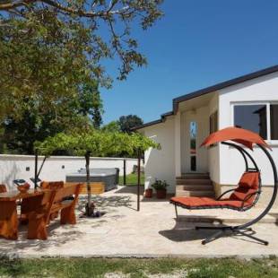 Фотографии гостевого дома
Holiday Home Kerniat