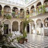 Фотография гостевого дома Hostal Palacio del Corregidor