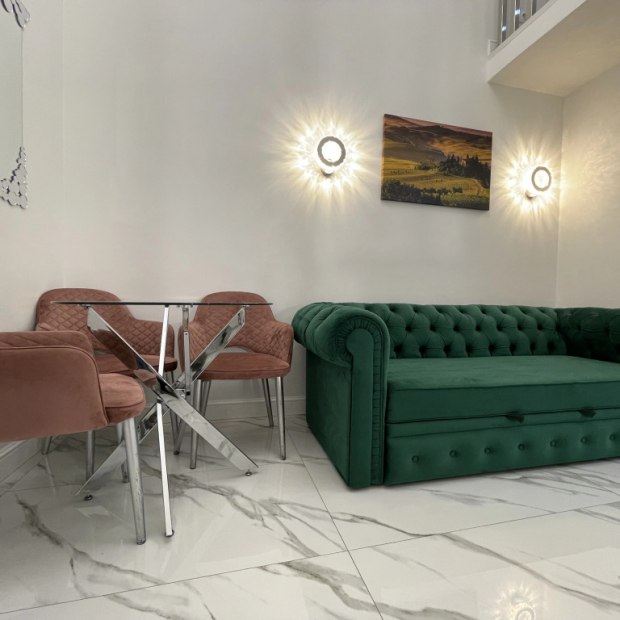 Фотографии квартиры
Апартаменты двухуровневые рядом с морем