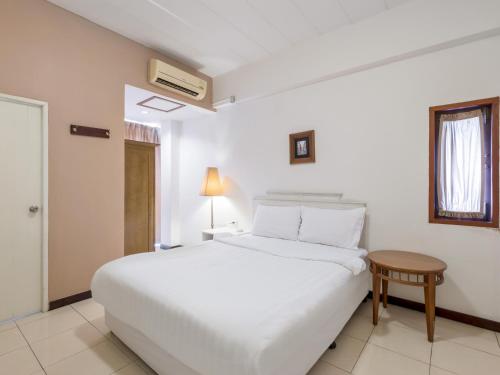 Фотография гостиницы Vaccinated Staff - OYO 428 Pha Mansion