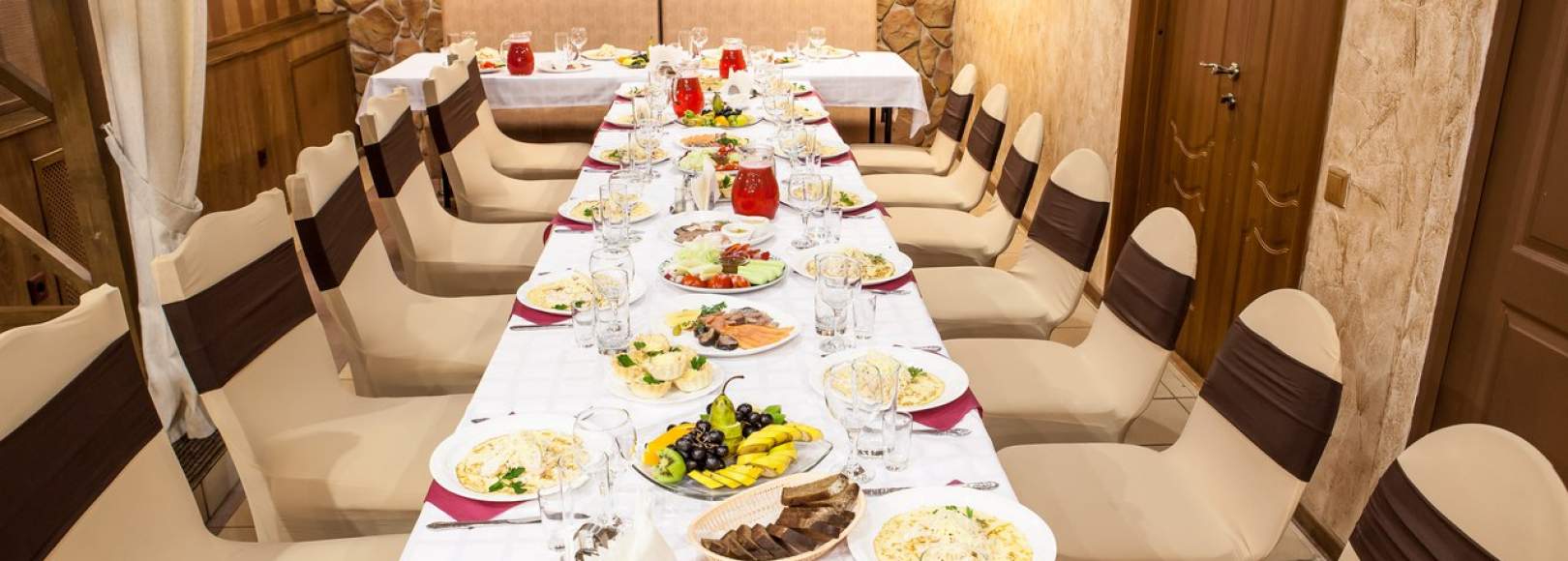 Фотография банкетного зала 7 холмов