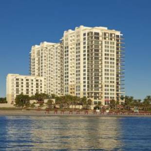 Фотографии гостиницы 
            Palm Beach Marriott Singer Island Beach Resort & Spa