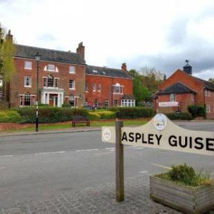 Фотографии гостиницы 
            Best Western Moore Place Hotel