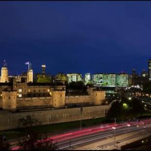 Фотографии гостиницы
Tower Suites by Blue Orchid