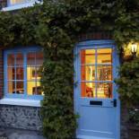 Фотография гостевого дома Hang Your Hat