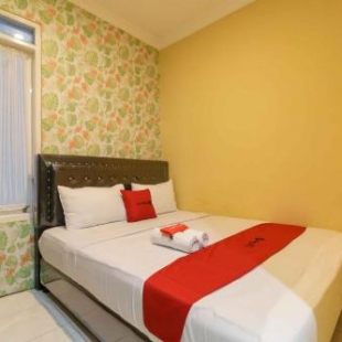 Фотография гостиницы RedDoorz Syariah near Jam Gadang Bukittinggi 2