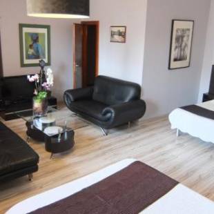 Фотографии гостиницы
Hôtel-Restaurant du Soleil Levant