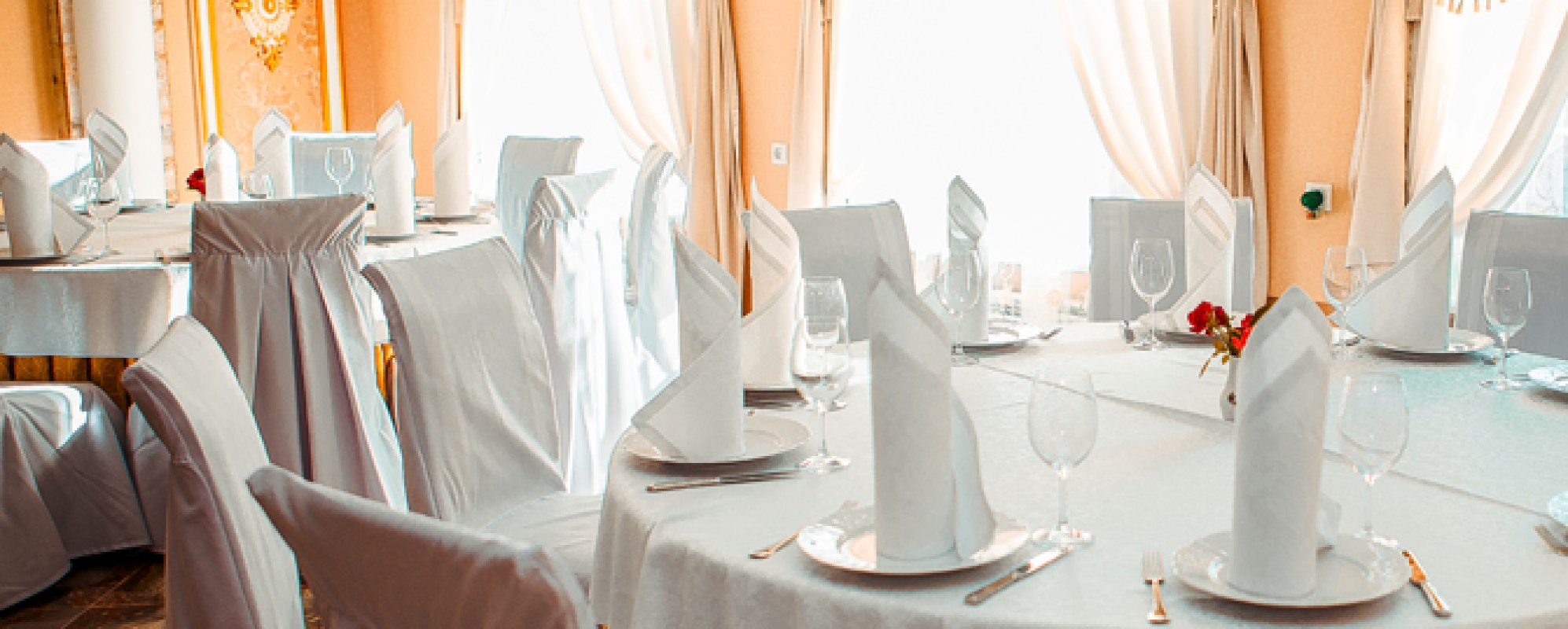 Фотографии банкетного зала Золотой зал