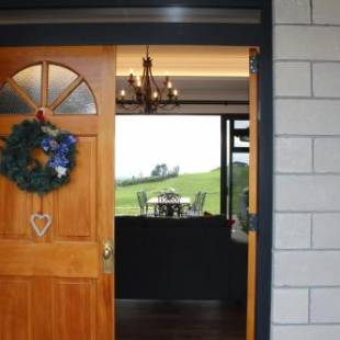 Фотографии мини отеля 
            Arohanui Rural Retreat B&B