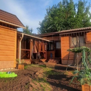 Фотография Коттеджа Частный дом с бассейном и беседкой