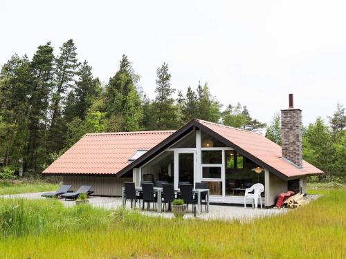 Фотография гостевого дома Holiday home Blåvand CCXLIX