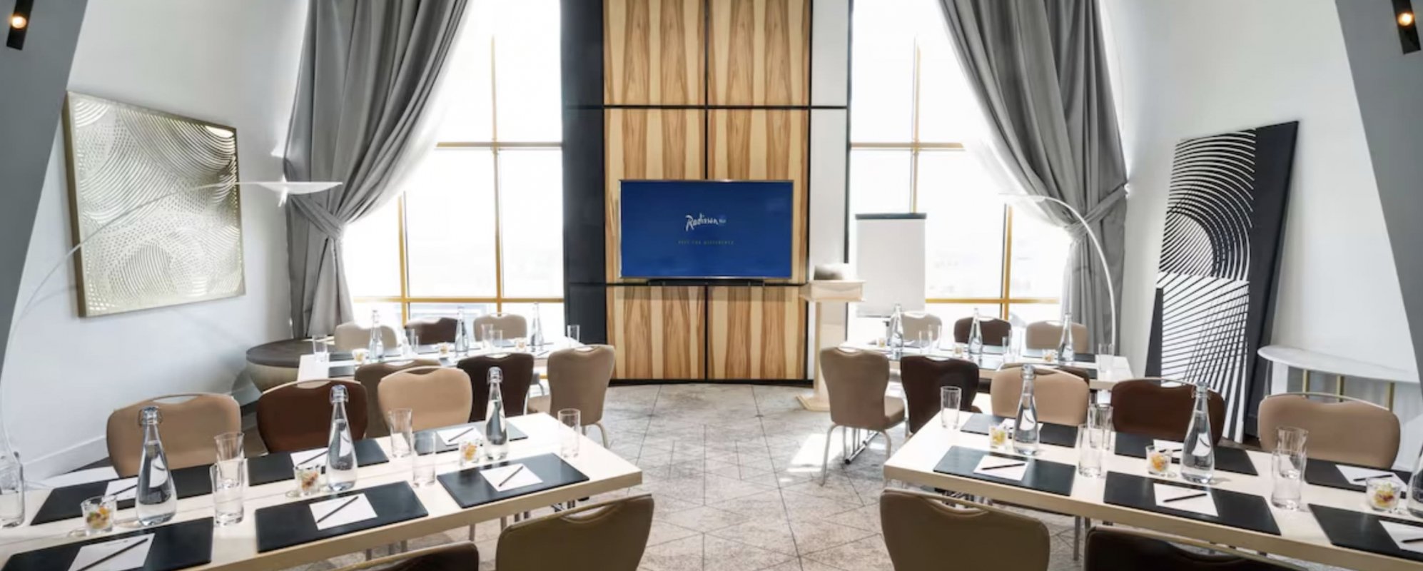 Фотографии конференц-зала President