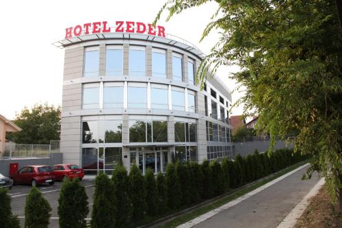 Фотография гостиницы Hotel Zeder Garni